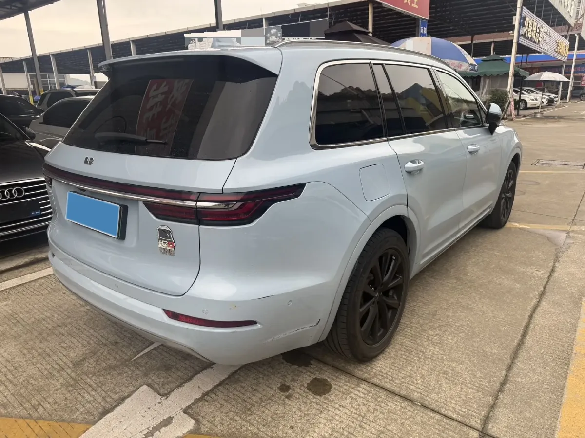 2021 Li ONE Range Extended 131HP REEV 40.5KWH,autocango,china used car exporter,china ev exporter,chinese used car exporter,chinese used ev exporter