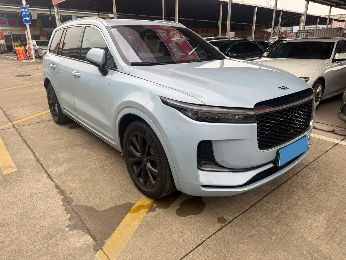2021 Li ONE Range Extended 131HP REEV 40.5KWH,autocango,china used car exporter,china ev exporter,chinese used car exporter,chinese used ev exporter