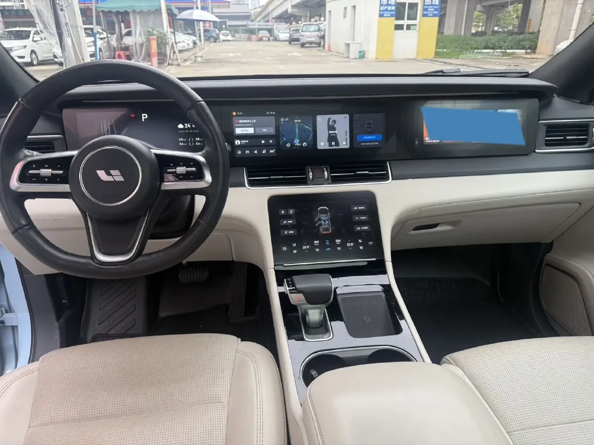 2021 Li ONE Range Extended 131HP REEV 40.5KWH,autocango,china used car exporter,china ev exporter,chinese used car exporter,chinese used ev exporter