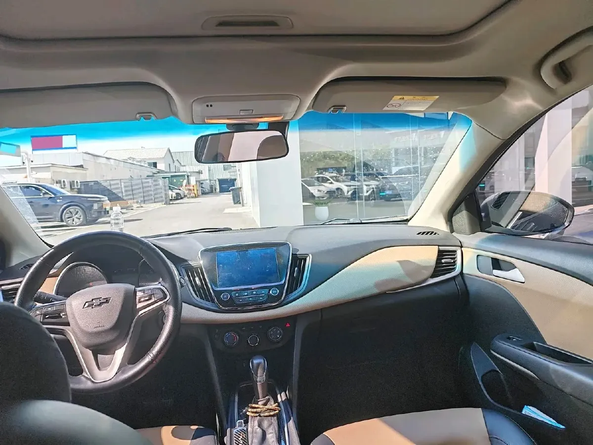 2021 Chevrolet Monza 1.5L 113HP L4 6AT,autocango,china used car exporter,china ev exporter,chinese used car exporter,chinese used ev exporter