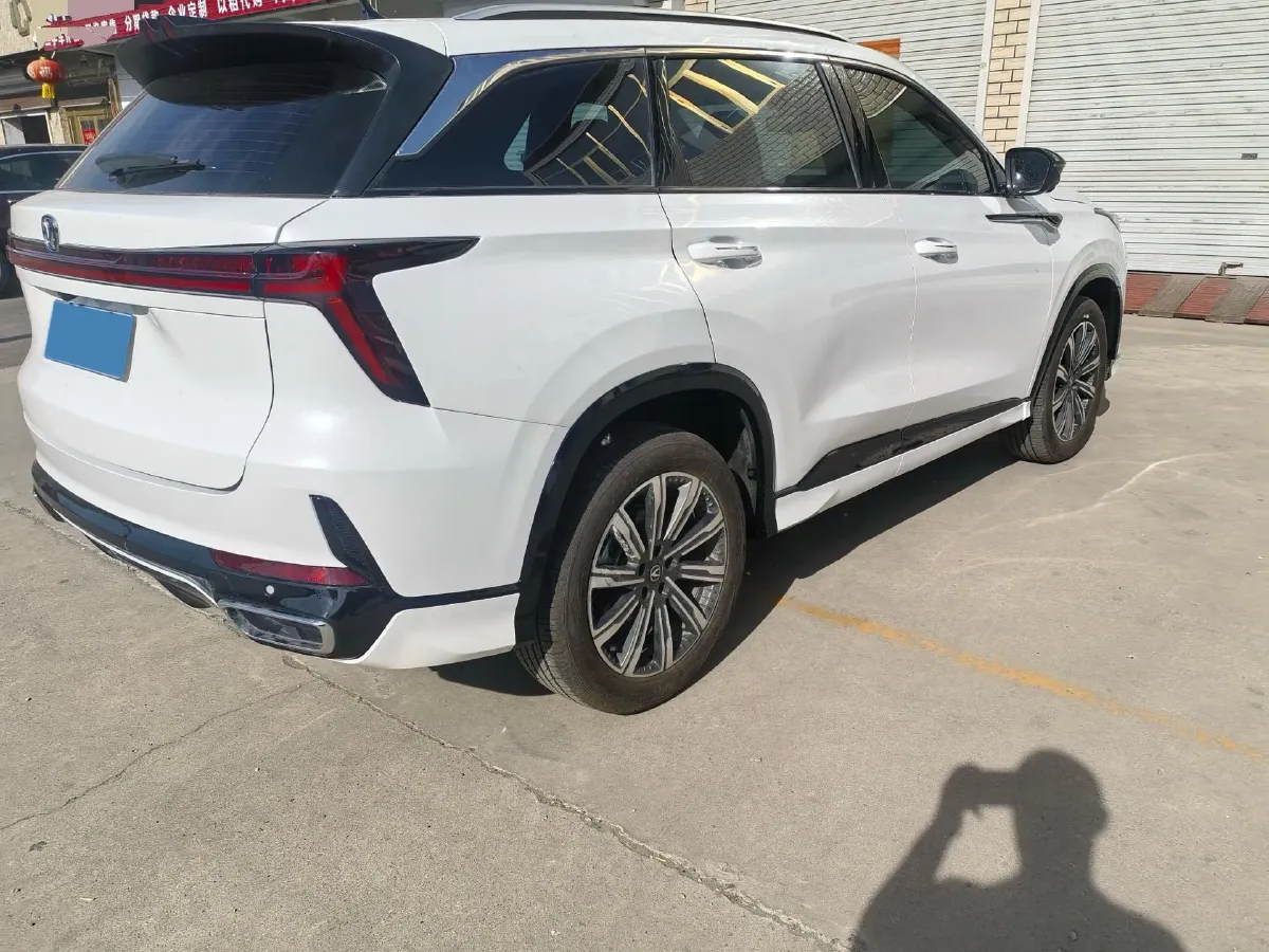 2025 ChangAn CS75 Plus 1.5T 188HP L4 8AT,autocango,china used car exporter,china ev exporter,chinese used car exporter,chinese used ev exporter