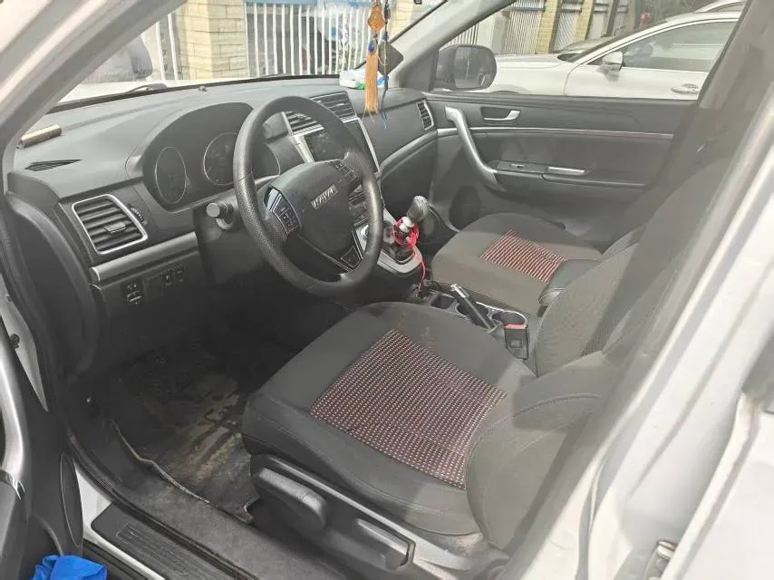 2019 Haval M6 1.5T 150HP L4 6MT,autocango,china used car exporter,china ev exporter,chinese used car exporter,chinese used ev exporter