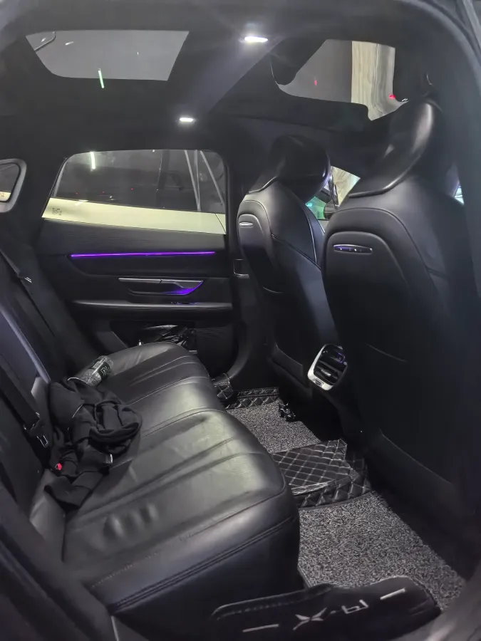2021 Xpeng P7 BEV 83.1KWH,autocango,china used car exporter,china ev exporter,chinese used car exporter,chinese used ev exporter
