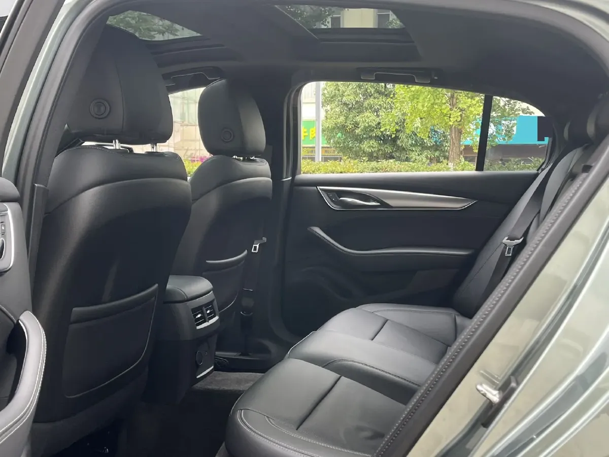 2022 Cadillac CT5 2.0T 237HP L4 10AT,autocango,china used car exporter,china ev exporter,chinese used car exporter,chinese used ev exporter