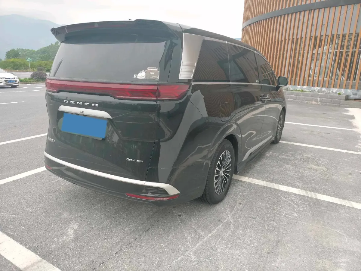 2024 Denza D9 1.5T 139HP L4 E-CVT PHEV 40KWH,autocango,china used car exporter,china ev exporter,chinese used car exporter,chinese used ev exporter