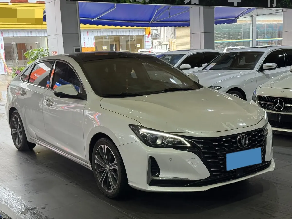 2022 ChangAn Raeton CC 1.5T 188HP L4 7DCT,autocango,china used car exporter,china ev exporter,chinese used car exporter,chinese used ev exporter