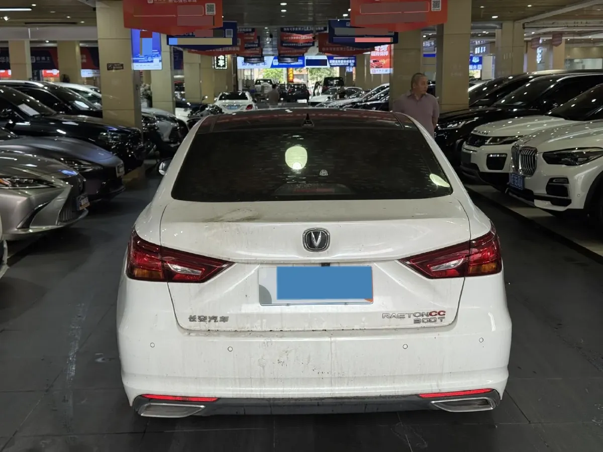 2022 ChangAn Raeton CC 1.5T 188HP L4 7DCT,autocango,china used car exporter,china ev exporter,chinese used car exporter,chinese used ev exporter