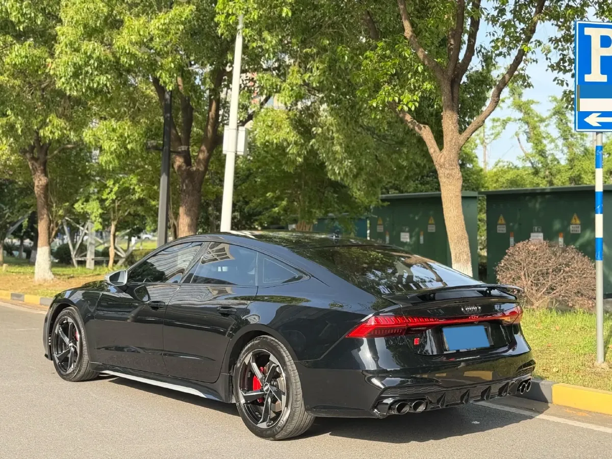 2020 Audi A7 2.0T 245HP L4 7DCT,autocango,china used car exporter,china ev exporter,chinese used car exporter,chinese used ev exporter