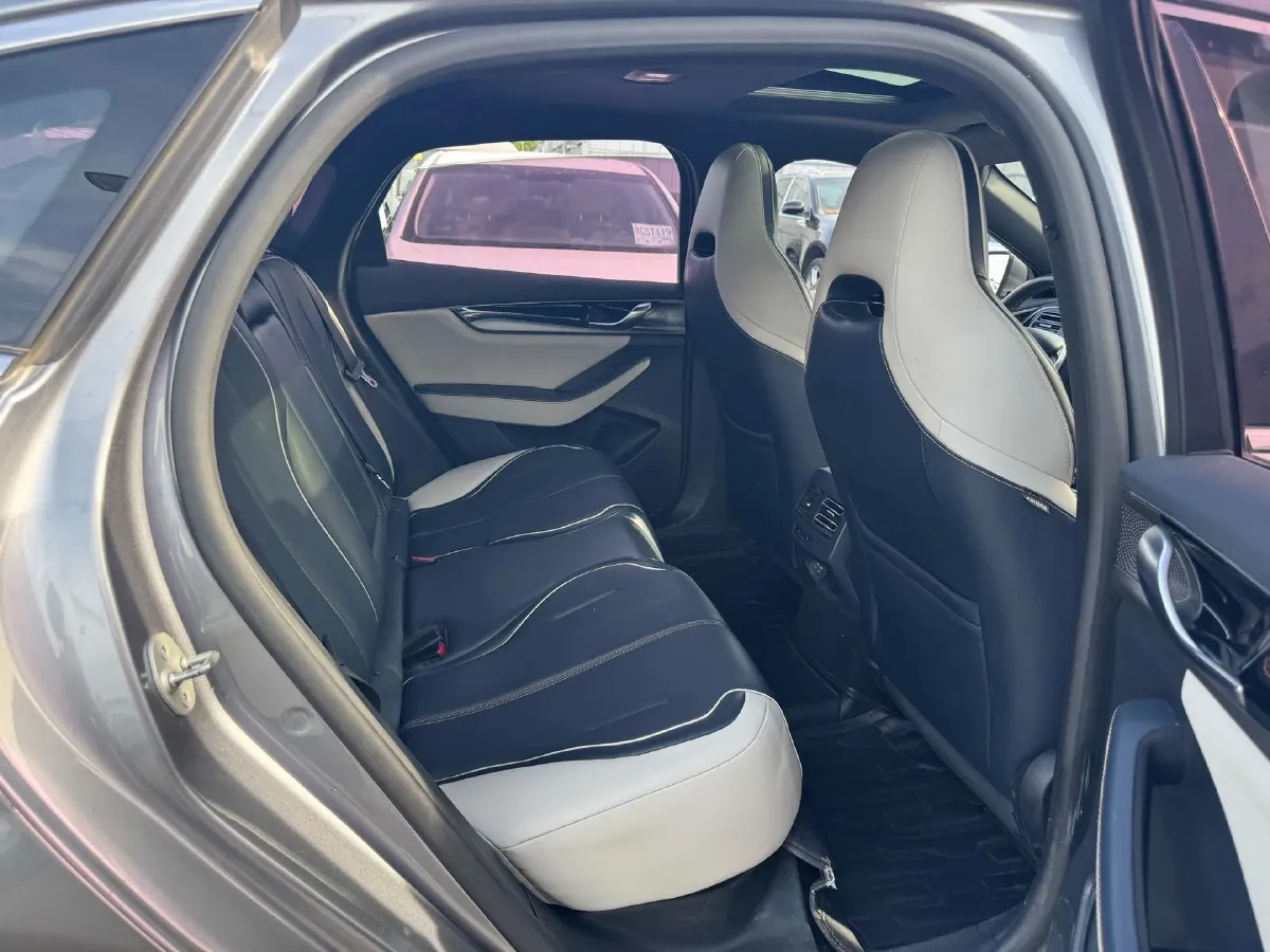 2021 Isuzu D-MAX 1.9T 163HP L4 6AT,autocango,china used car exporter,china ev exporter,chinese used car exporter,chinese used ev exporter