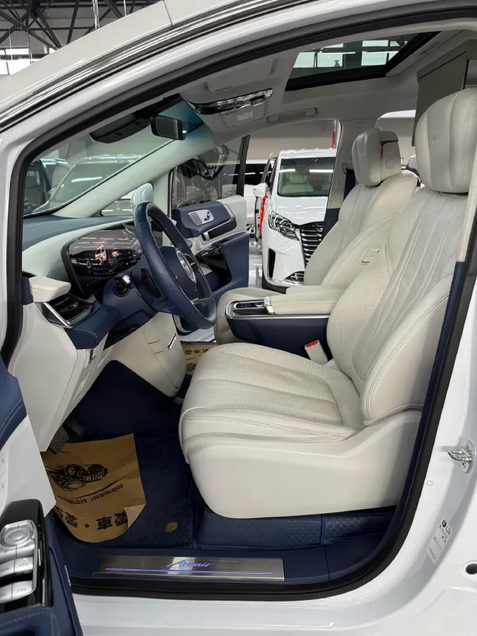 2023 Buick Century 2.0T 237HP L4 9AT,autocango,china used car exporter,china ev exporter,chinese used car exporter,chinese used ev exporter