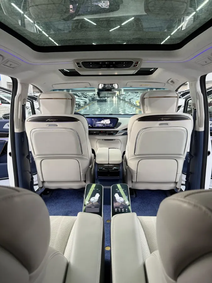 2023 Buick Century 2.0T 237HP L4 9AT,autocango,china used car exporter,china ev exporter,chinese used car exporter,chinese used ev exporter