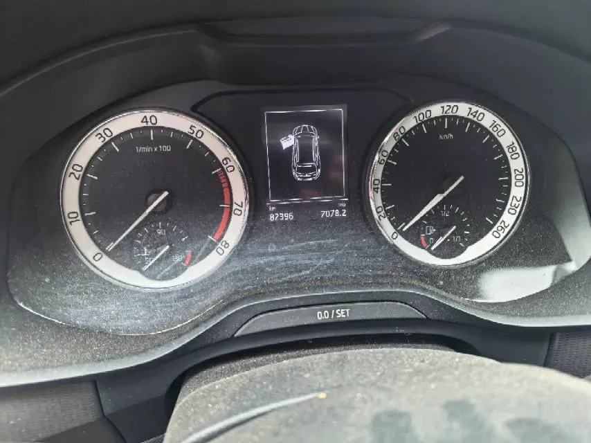 2017 Skoda Kodiak 1.8T 180HP L4 7DCT,autocango,china used car exporter,china ev exporter,chinese used car exporter,chinese used ev exporter