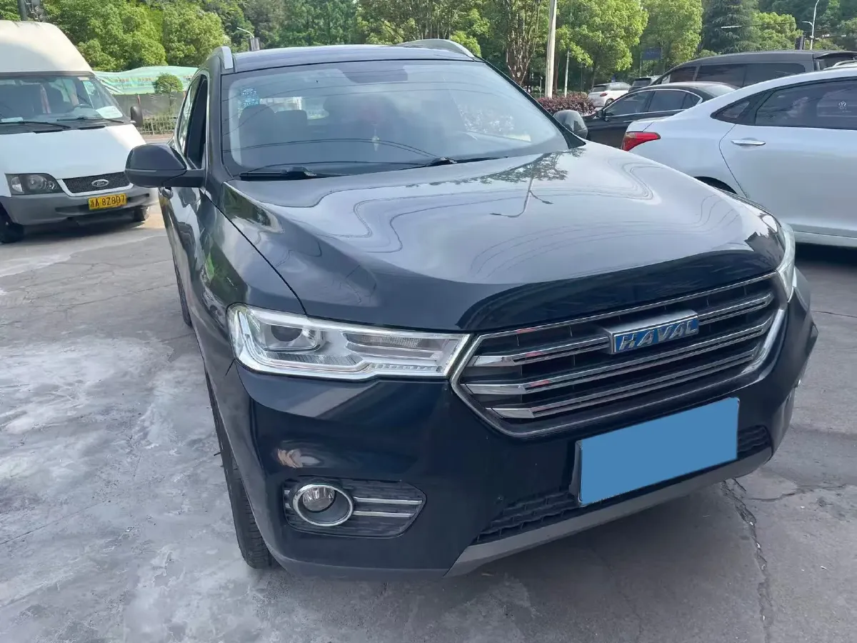2017 Haval H6 2.0T 197HP L4 7DCT,autocango,china used car exporter,china ev exporter,chinese used car exporter,chinese used ev exporter