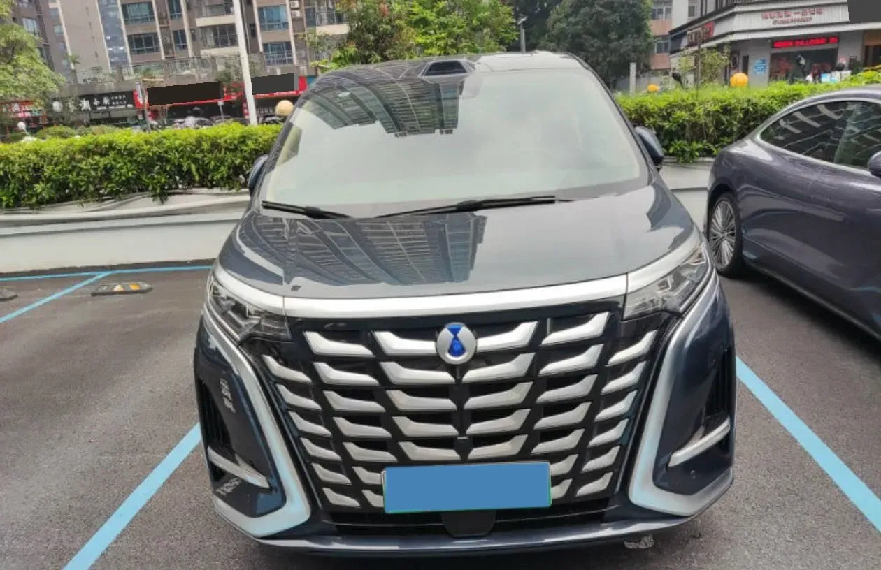 2025 Denza D9 1.5T 156HP L4 E-CVT PHEV 40KWH,autocango,china used car exporter,china ev exporter,chinese used car exporter,chinese used ev exporter
