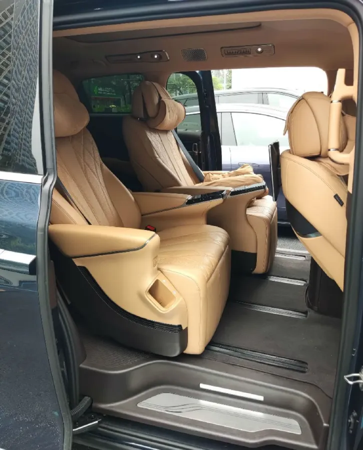 2025 Denza D9 1.5T 156HP L4 E-CVT PHEV 40KWH,autocango,china used car exporter,china ev exporter,chinese used car exporter,chinese used ev exporter