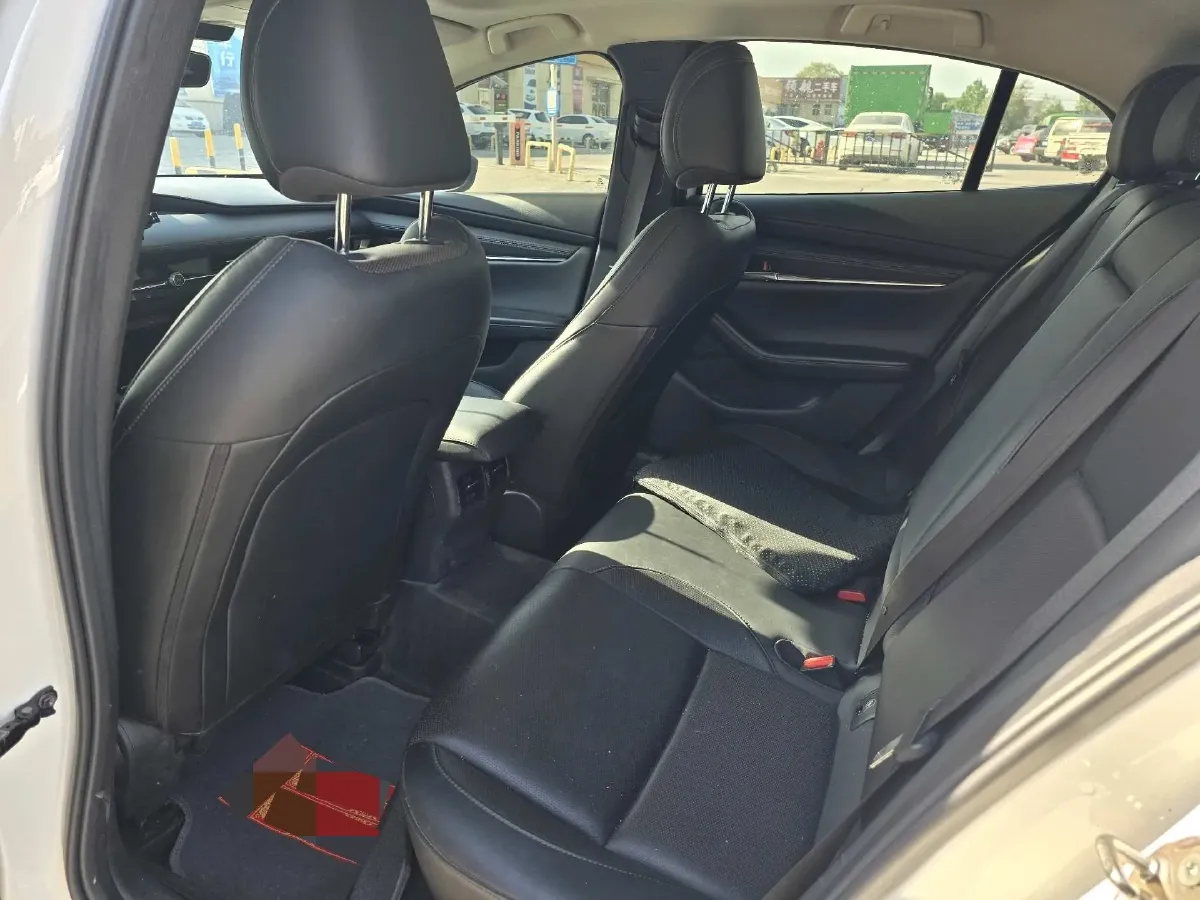 2021 Mazda 3 Axela 2.0L 158HP L4 6AT,autocango,china used car exporter,china ev exporter,chinese used car exporter,chinese used ev exporter