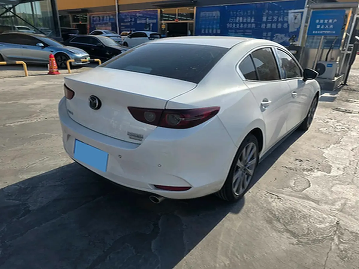 2021 Mazda 3 Axela 2.0L 158HP L4 6AT,autocango,china used car exporter,china ev exporter,chinese used car exporter,chinese used ev exporter