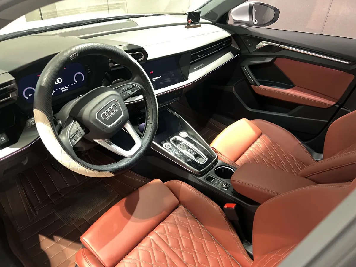 2025 Audi A3 1.5T 160HP L4 7DCT,autocango,china used car exporter,china ev exporter,chinese used car exporter,chinese used ev exporter