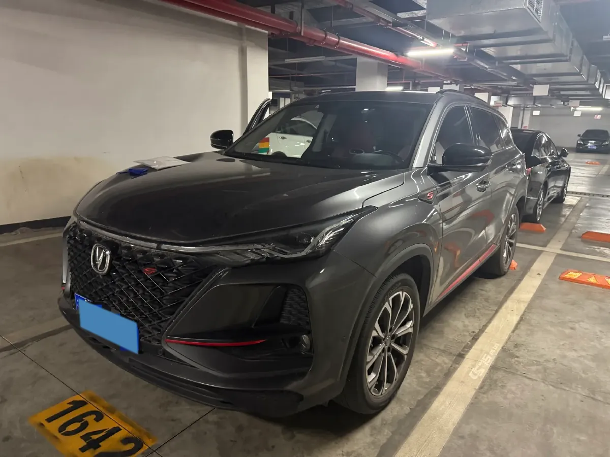 2020 ChangAn CS75 Plus 2.0T 233HP L4 8AT,autocango,china used car exporter,china ev exporter,chinese used car exporter,chinese used ev exporter