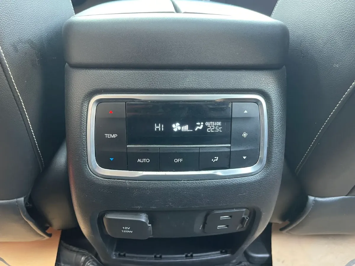 2020 GAC Trumpchi GS8 2.0T 252HP L4 6AT,autocango,china used car exporter,china ev exporter,chinese used car exporter,chinese used ev exporter