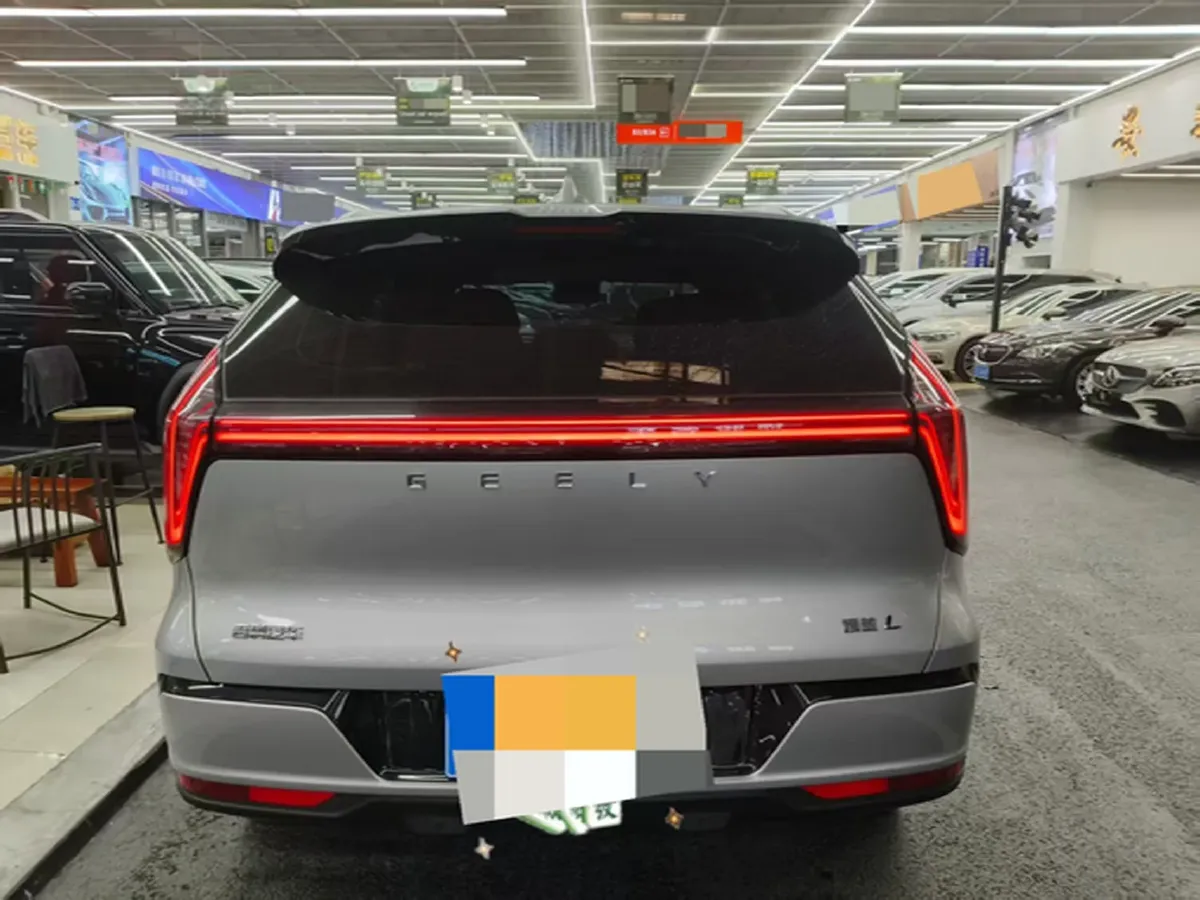 2025 Geely StarRay 1.5T 181HP L4 7DCT,autocango,china used car exporter,china ev exporter,chinese used car exporter,chinese used ev exporter
