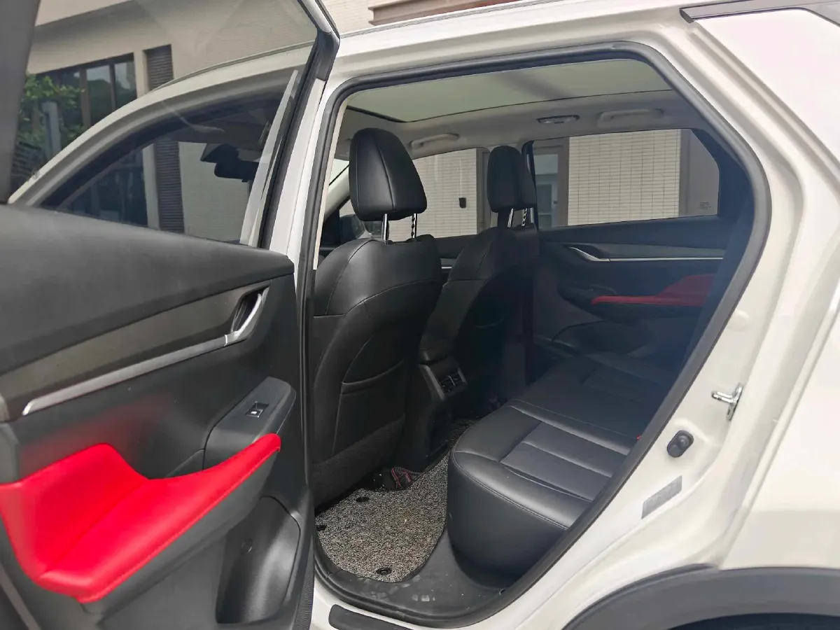 2021 ChangAn CS55 Plus 1.5T 180HP L4 7DCT,autocango,china used car exporter,china ev exporter,chinese used car exporter,chinese used ev exporter
