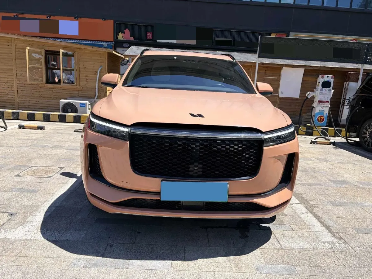 2020 Li ONE Range Extended 131HP REEV 40.5KWH,autocango,china used car exporter,china ev exporter,chinese used car exporter,chinese used ev exporter