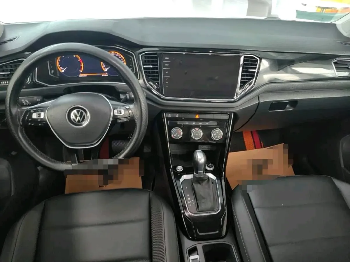 2021 Volkswagen T-Roc 1.4T 150HP L4 7DCT,autocango,china used car exporter,china ev exporter,chinese used car exporter,chinese used ev exporter