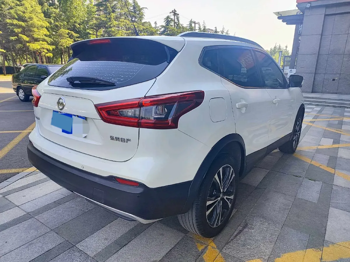 2021 Nissan Qashqai 2.0L 151HP L4 CVT,autocango,china used car exporter,china ev exporter,chinese used car exporter,chinese used ev exporter