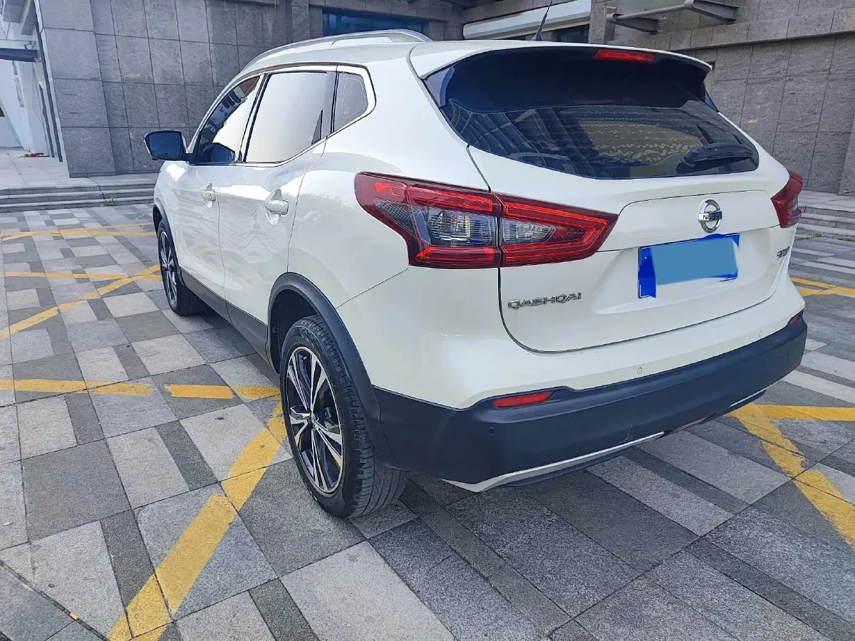 2021 Nissan Qashqai 2.0L 151HP L4 CVT,autocango,china used car exporter,china ev exporter,chinese used car exporter,chinese used ev exporter