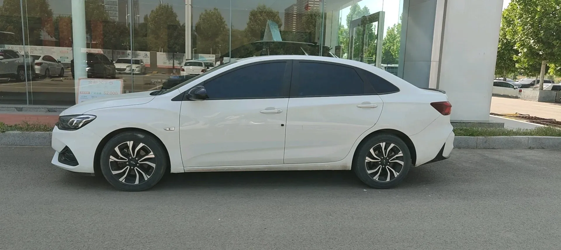 2020 Chevrolet Monza 1.3T 163HP L3 6AT,autocango,china used car exporter,china ev exporter,chinese used car exporter,chinese used ev exporter