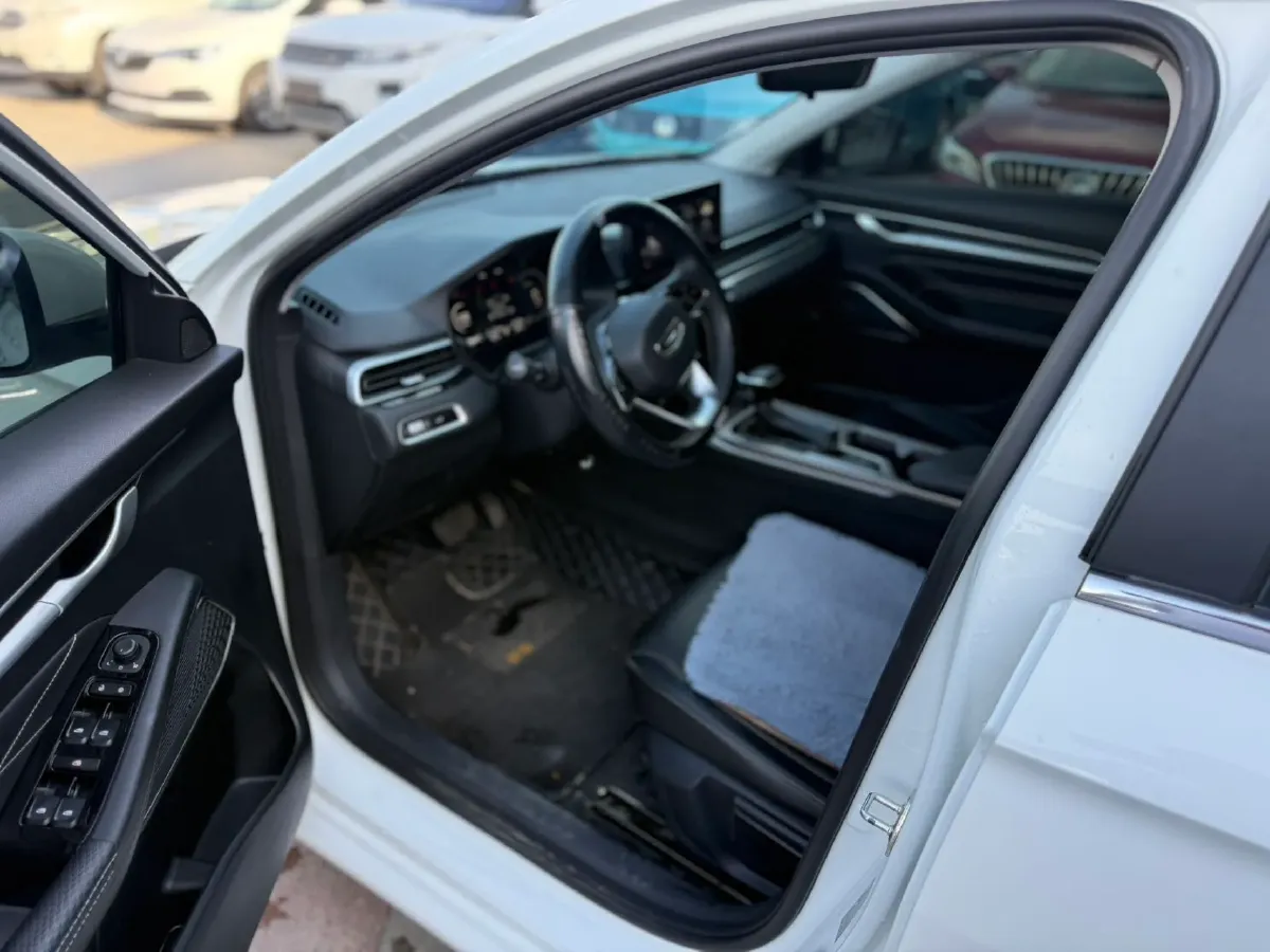 2022 Geely Emgrand 1.5L 114HP L4 CVT,autocango,china used car exporter,china ev exporter,chinese used car exporter,chinese used ev exporter
