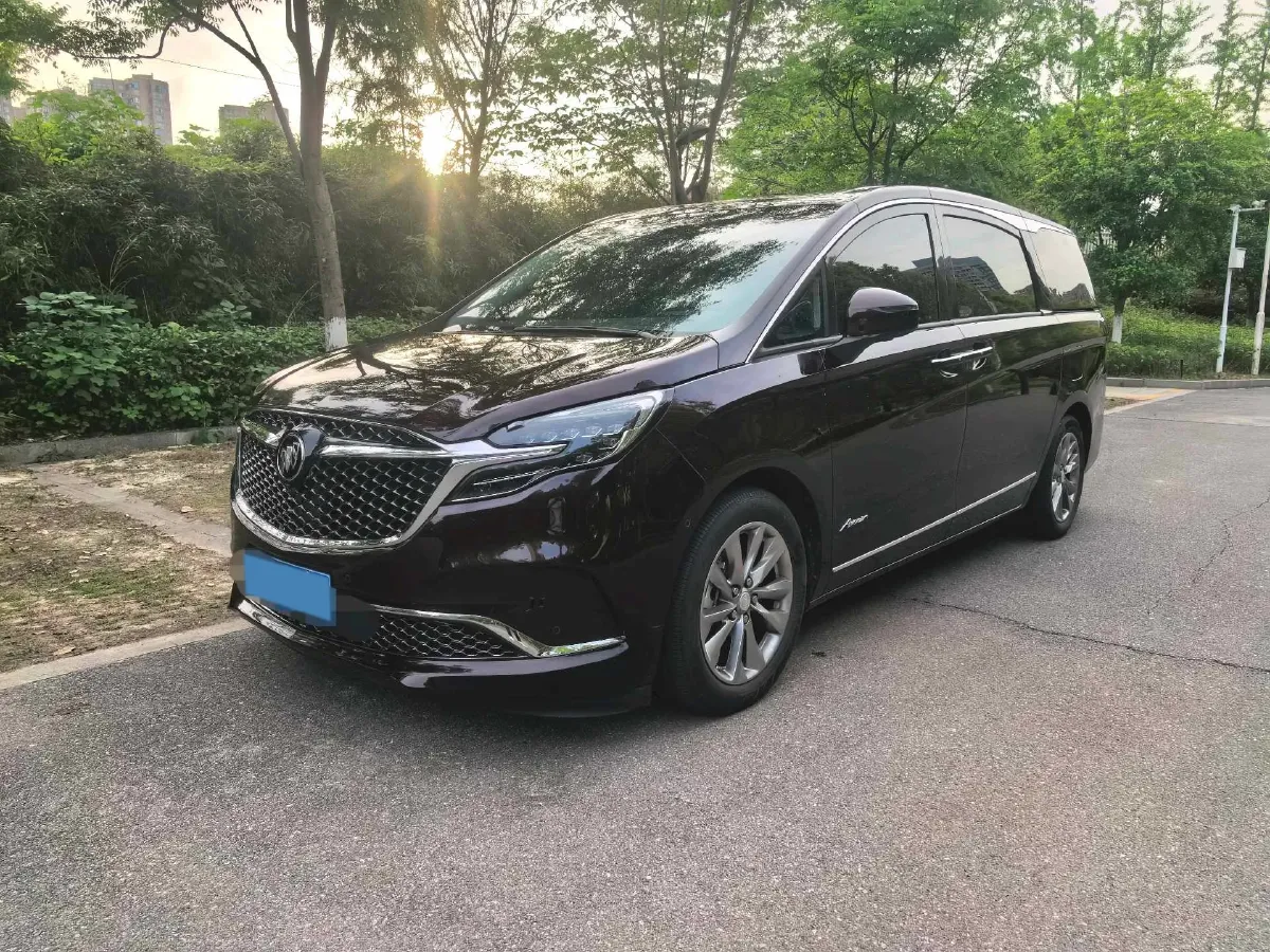 2022 Buick GL8 2.0T 237HP L4 9AT,autocango,china used car exporter,china ev exporter,chinese used car exporter,chinese used ev exporter