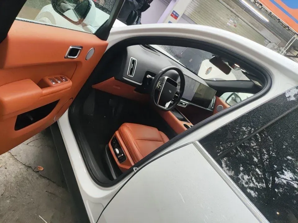 2023 Li L7 Range Extended 154HP REEV 40.9KWH,autocango,china used car exporter,china ev exporter,chinese used car exporter,chinese used ev exporter
