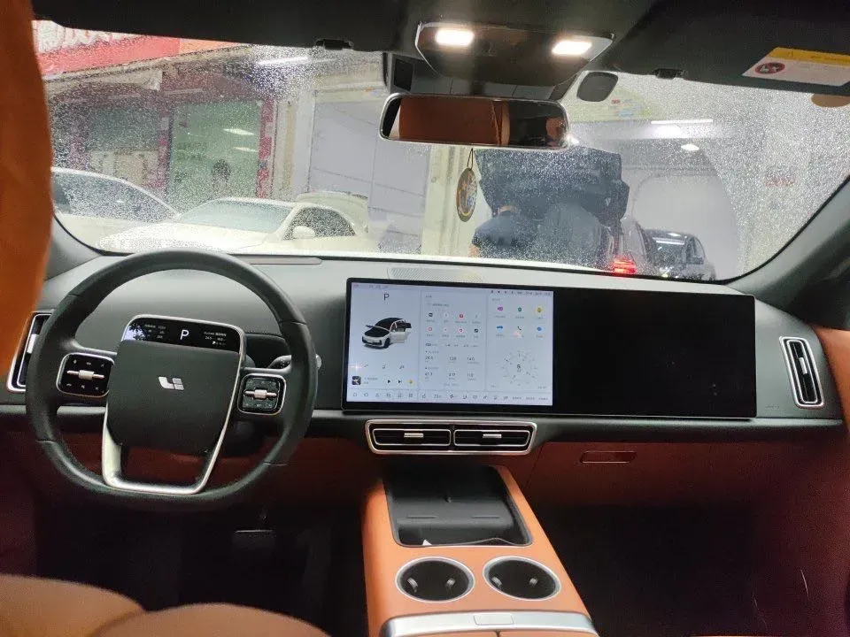 2023 Li L7 Range Extended 154HP REEV 40.9KWH,autocango,china used car exporter,china ev exporter,chinese used car exporter,chinese used ev exporter