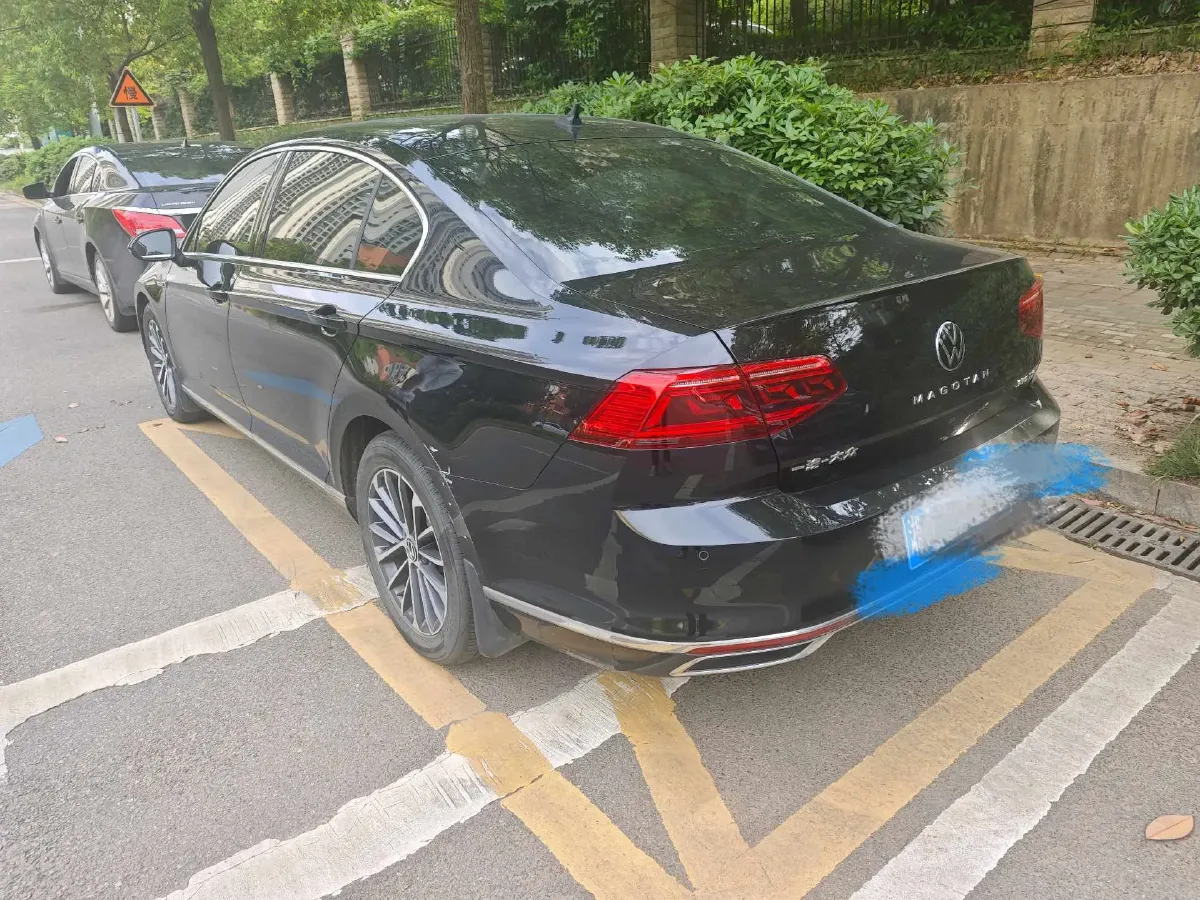 2020 Volkswagen Magotan 2.0T 186HP L4 7DCT,autocango,china used car exporter,china ev exporter,chinese used car exporter,chinese used ev exporter