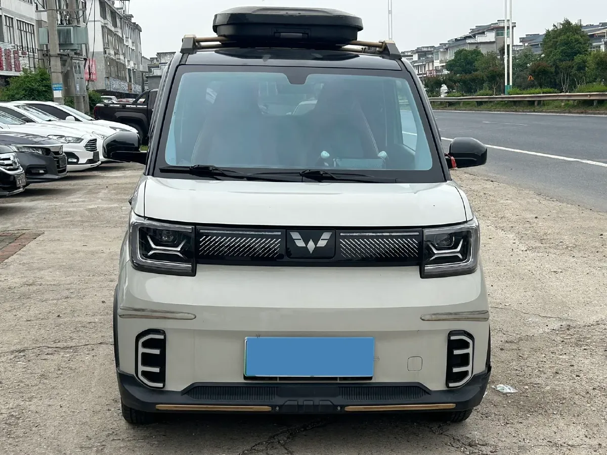 2022 WuLing HongGuang MINI EV BEV 26.5KWH,autocango,china used car exporter,china ev exporter,chinese used car exporter,chinese used ev exporter
