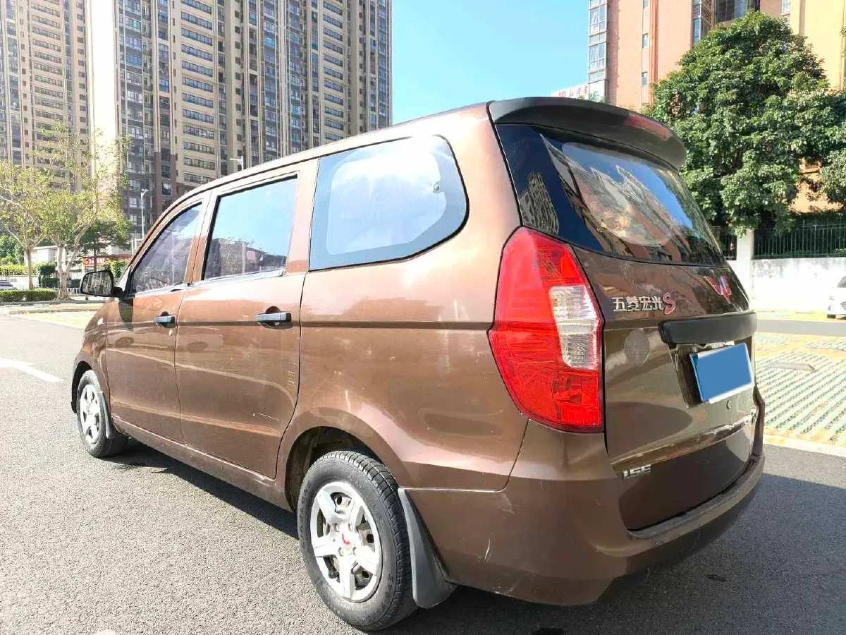2015 WuLing HongGuang 1.5L 112HP L4 5MT,autocango,china used car exporter,china ev exporter,chinese used car exporter,chinese used ev exporter