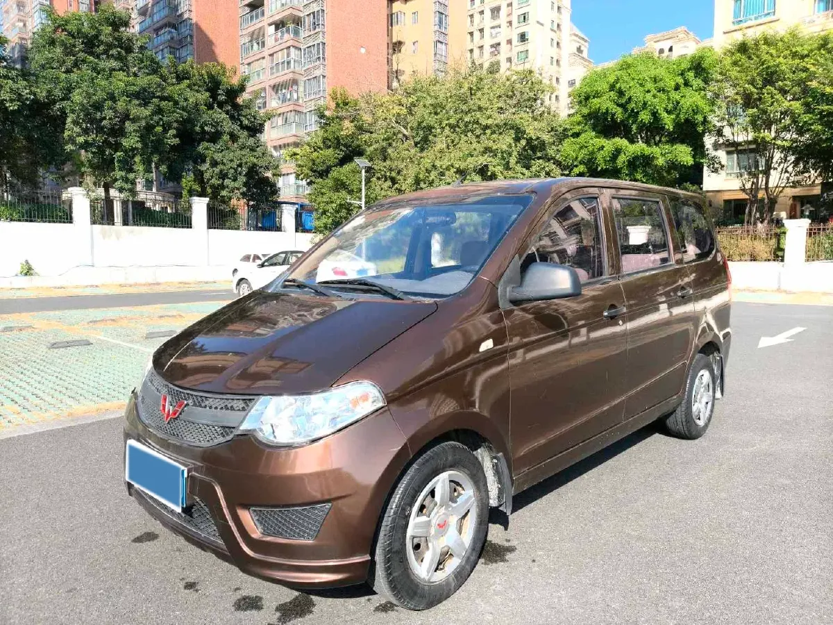 2015 WuLing HongGuang 1.5L 112HP L4 5MT,autocango,china used car exporter,china ev exporter,chinese used car exporter,chinese used ev exporter