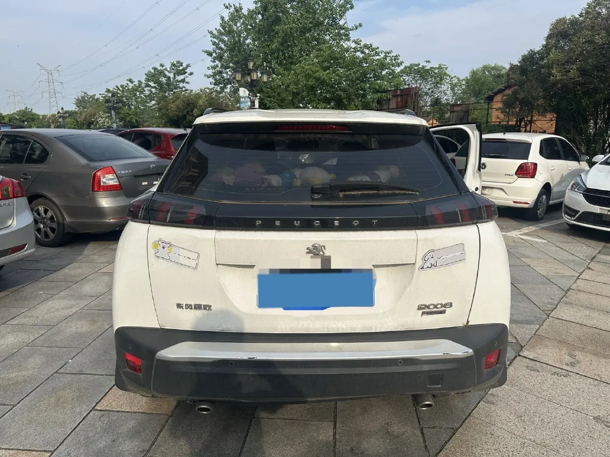 2022 Peugeot 2008 1.2T 136HP L3 6DCT,autocango,china used car exporter,china ev exporter,chinese used car exporter,chinese used ev exporter