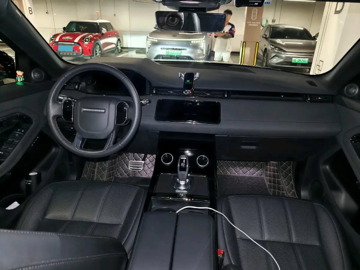 2020 Land Rover Range Rover Evoque 2.0T 249HP L4 9AT,autocango,china used car exporter,china ev exporter,chinese used car exporter,chinese used ev exporter