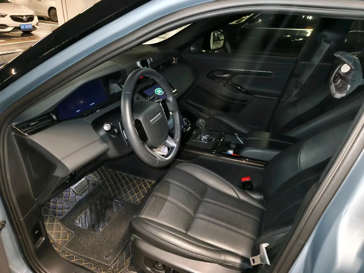 2020 Land Rover Range Rover Evoque 2.0T 249HP L4 9AT,autocango,china used car exporter,china ev exporter,chinese used car exporter,chinese used ev exporter