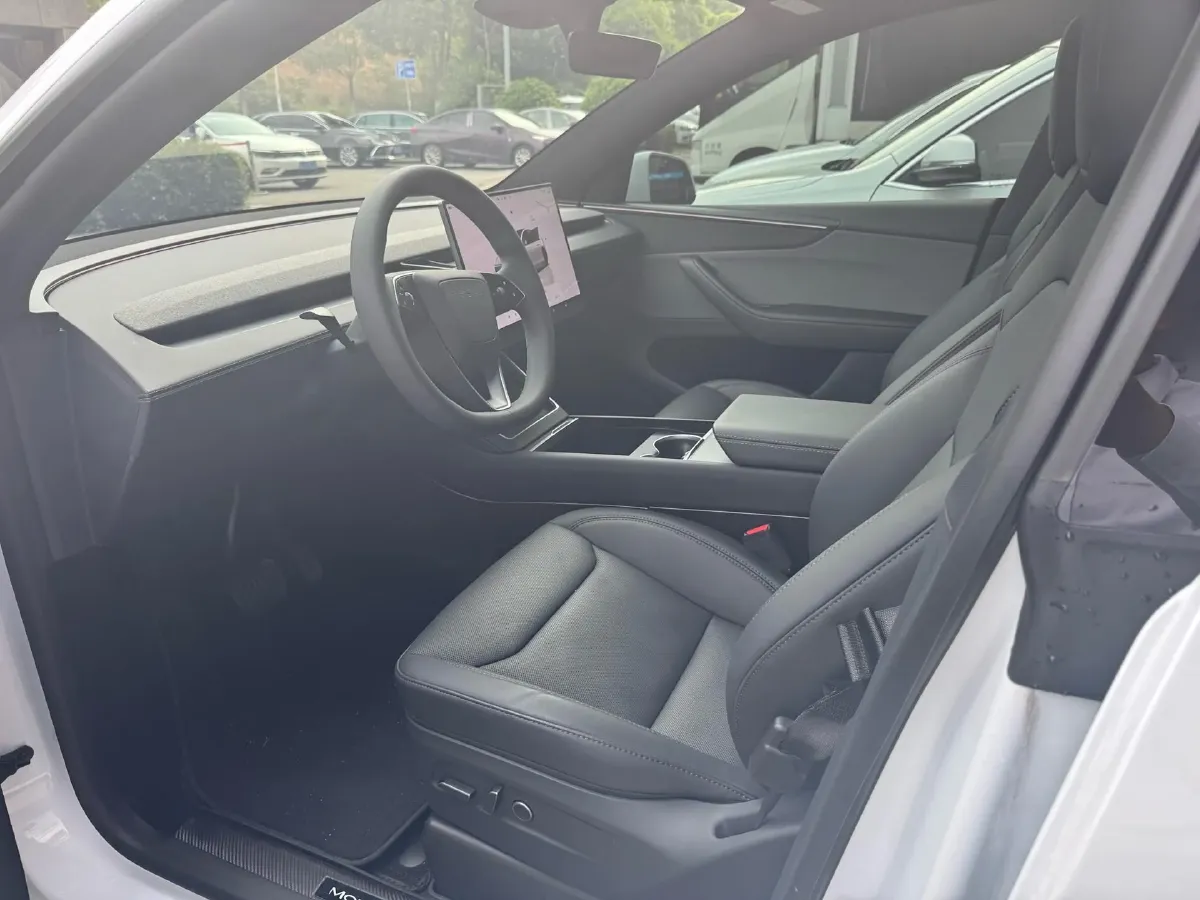 2026 Tesla Model Y BEV,autocango,china used car exporter,china ev exporter,chinese used car exporter,chinese used ev exporter