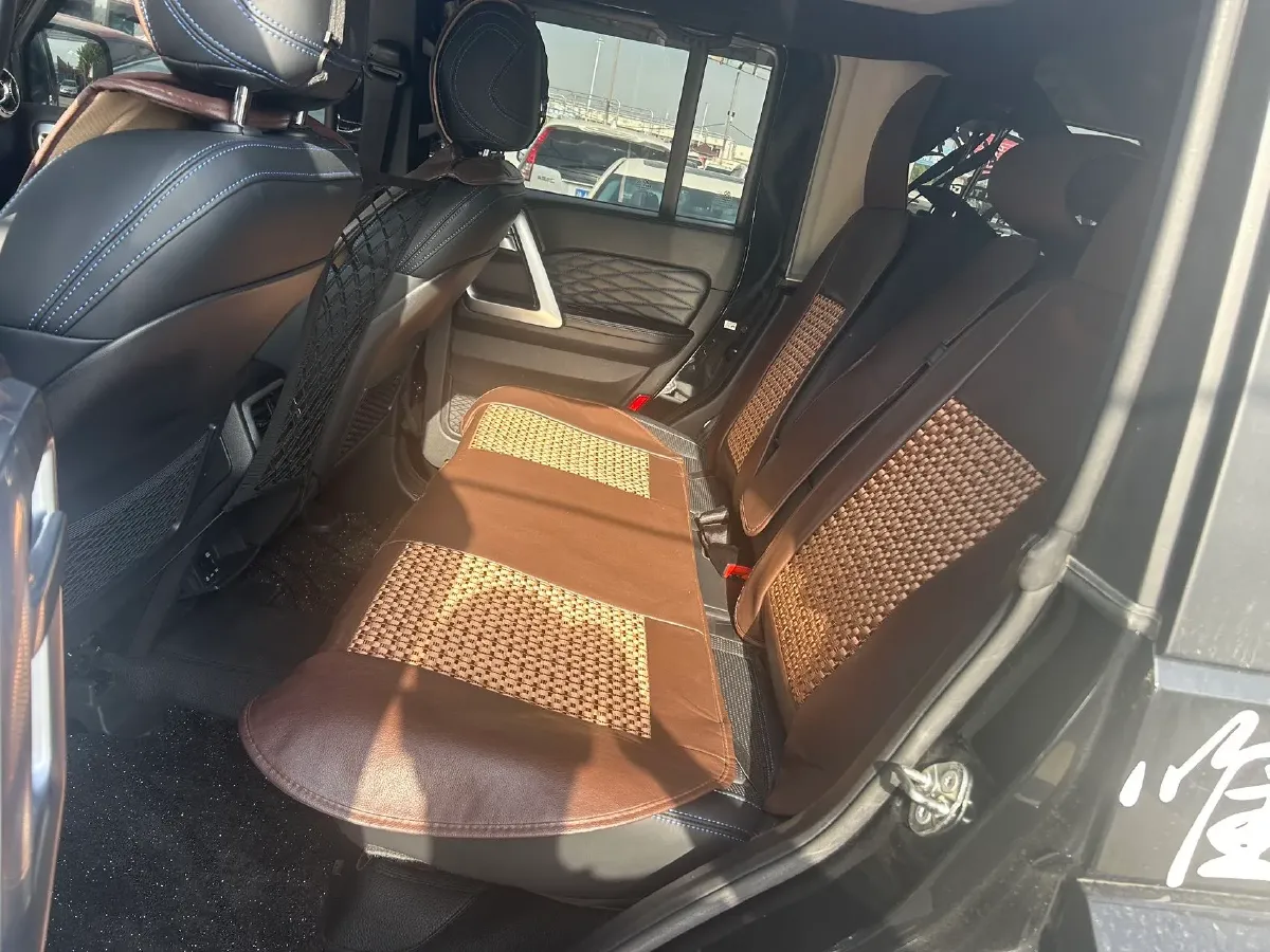 2019 Beijing BJ40 2.3T 231HP L4 6AT,autocango,china used car exporter,china ev exporter,chinese used car exporter,chinese used ev exporter