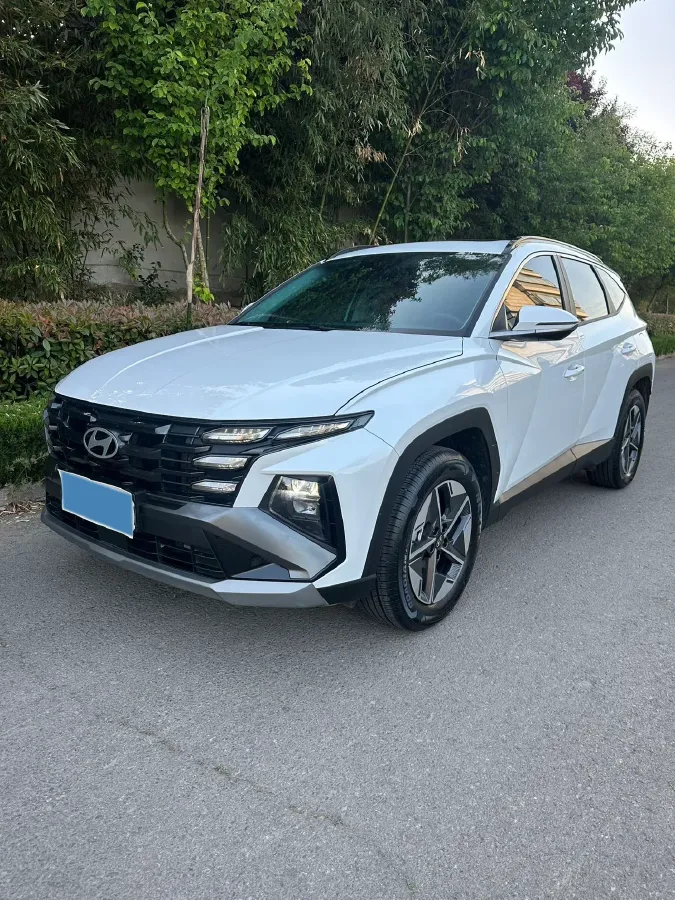2025 Hyundai Tucson 1.5T 200HP L4 8AT,autocango,china used car exporter,china ev exporter,chinese used car exporter,chinese used ev exporter