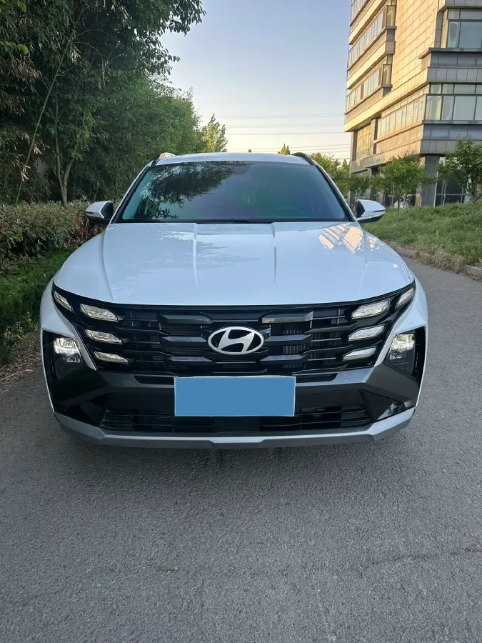 2025 Hyundai Tucson 1.5T 200HP L4 8AT,autocango,china used car exporter,china ev exporter,chinese used car exporter,chinese used ev exporter