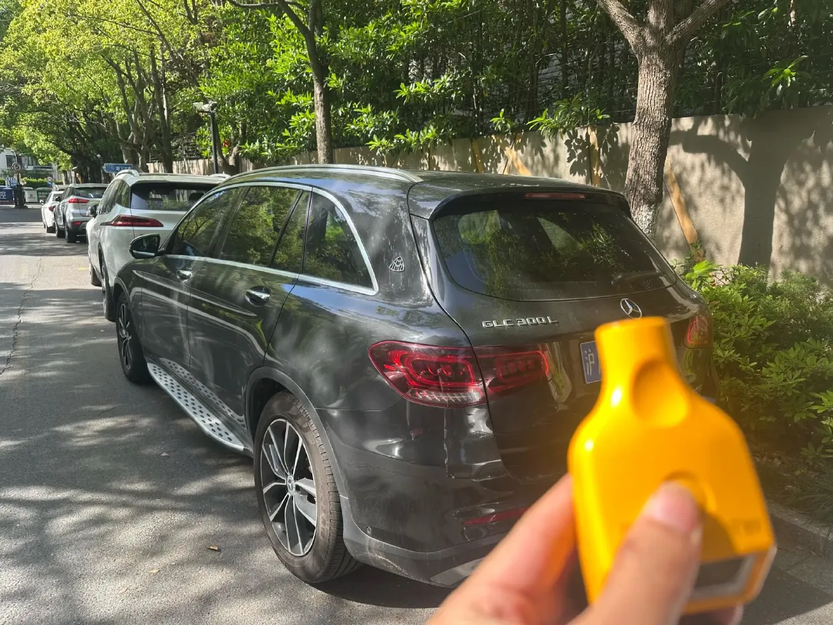 2020 Mercedes-Benz GLC Class 2.0T 258HP L4 9AT,autocango,china used car exporter,china ev exporter,chinese used car exporter,chinese used ev exporter