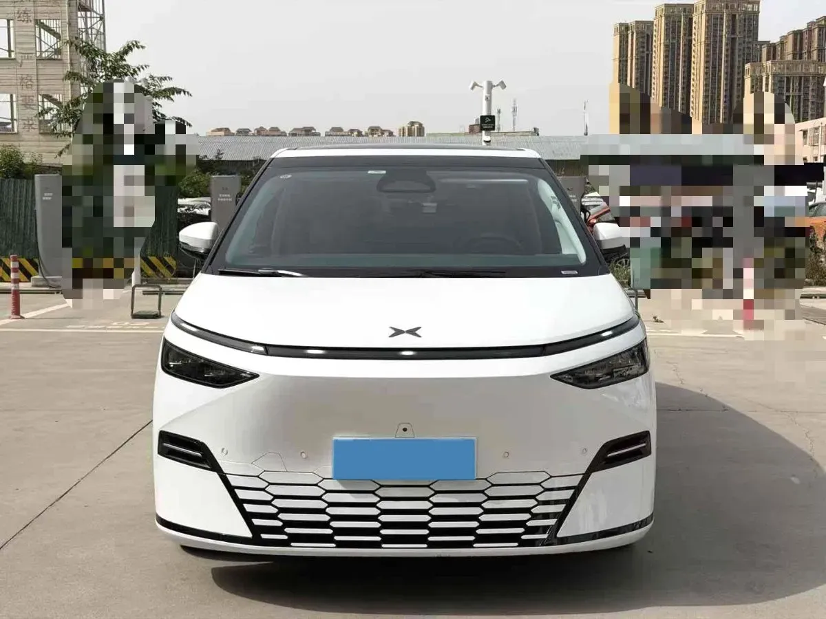 2025 Xpeng X9 BEV,autocango,china used car exporter,china ev exporter,chinese used car exporter,chinese used ev exporter