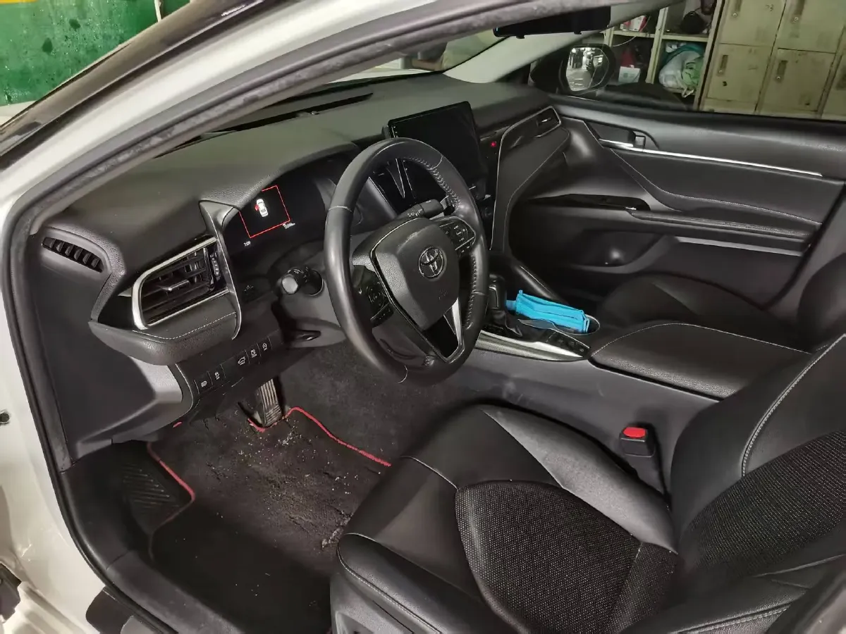 2021 Toyota Camry 2.5L 209HP L4 8AT,autocango,china used car exporter,china ev exporter,chinese used car exporter,chinese used ev exporter