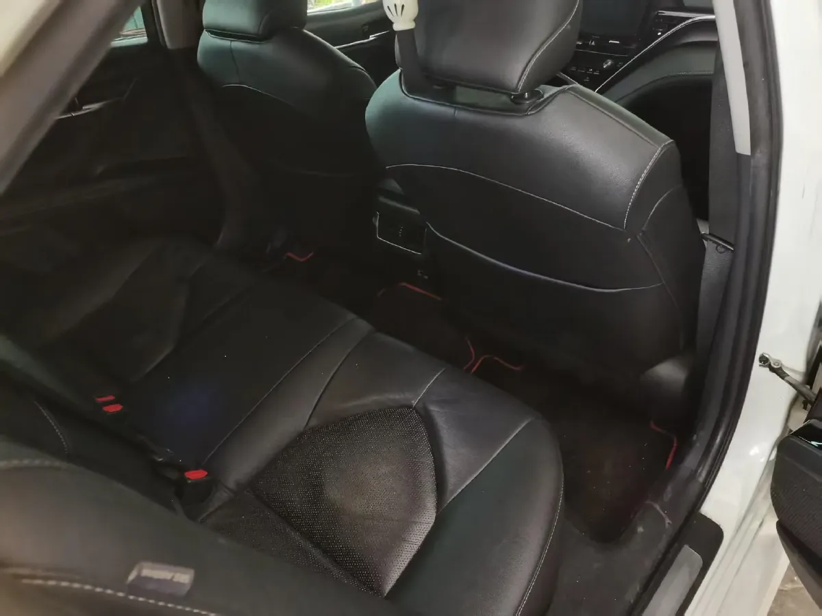 2021 Toyota Camry 2.5L 209HP L4 8AT,autocango,china used car exporter,china ev exporter,chinese used car exporter,chinese used ev exporter